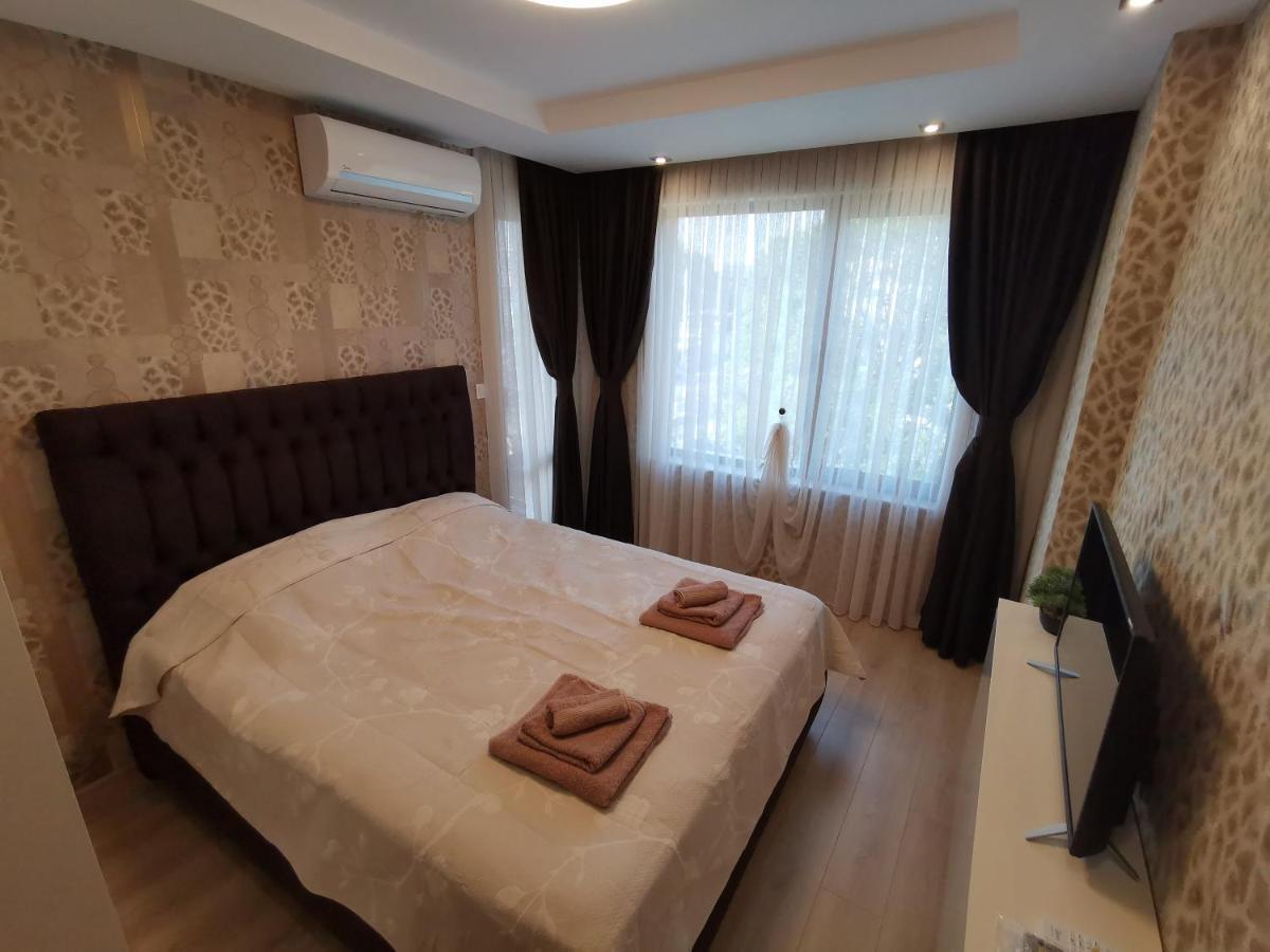City Center Lux Apartment ヴァルナ エクステリア 写真