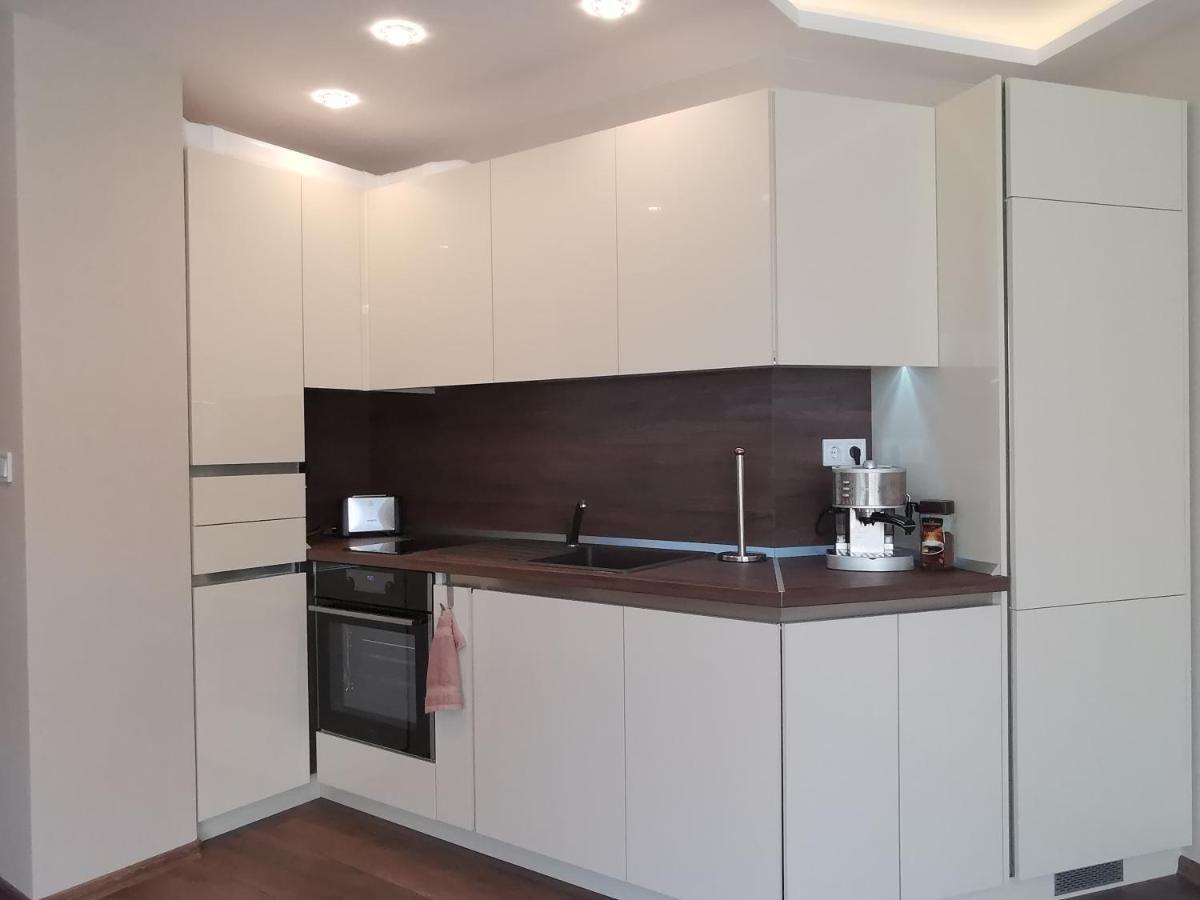 City Center Lux Apartment ヴァルナ エクステリア 写真
